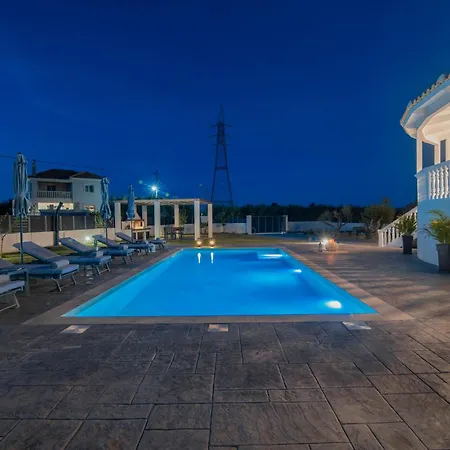 Dianthus With Private Pool In Zakynthos Villa