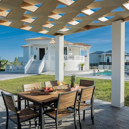 Dianthus With Private Pool In Zakynthos Villa Sarakinádhon