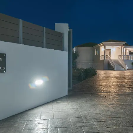 Dianthus With Private Pool In Zakynthos 别墅 Sarakinádhon